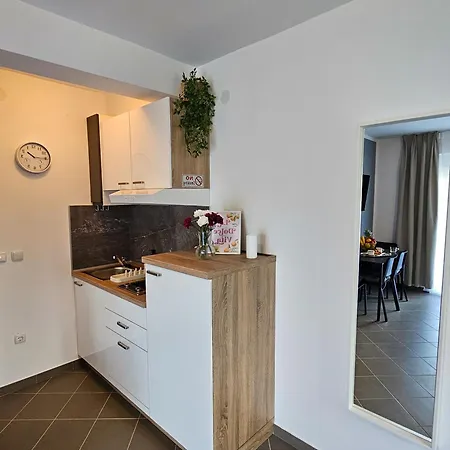 Apartment P&j *